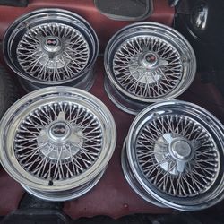Like Brand New Condition 8x15 Chrome W/spoke