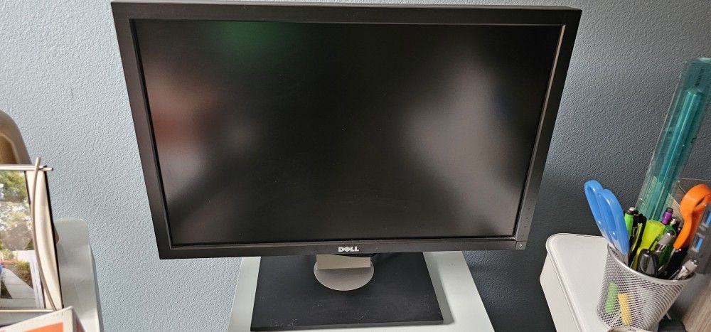 Dell UltraSharp U2410 24"