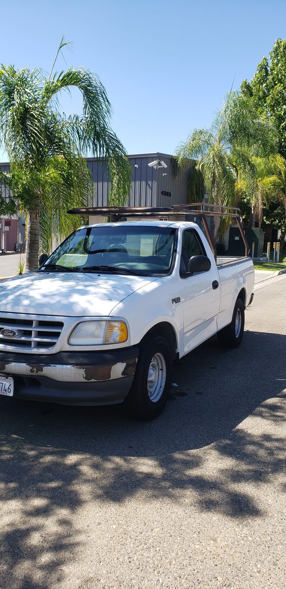 2000 ford f150 Short bed V6 5 SPEED