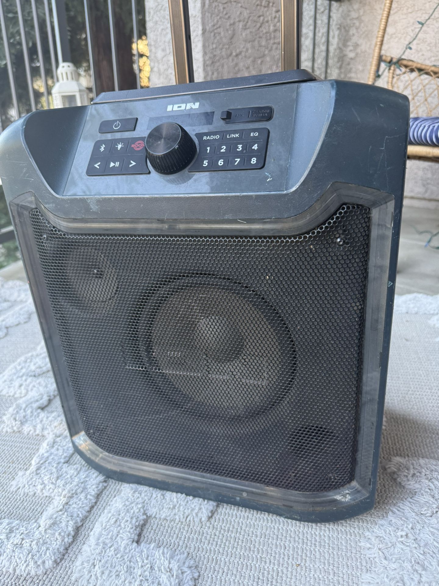 Ion Pathfinder 280° Bluetooth FM Aux Speaker