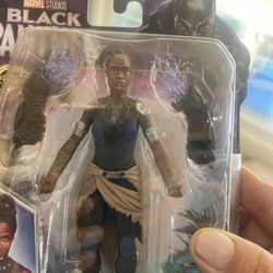 Black Panther Shuri Figure