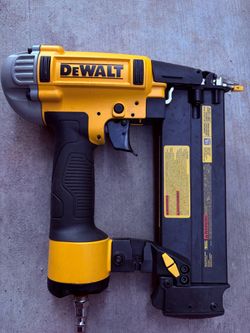 Dewalt 18 gauge brad nailer