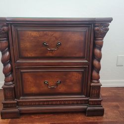 File Cabinet/2 drawers Storage