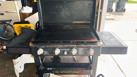 Blackstone 4-Burner Outdoor Flat Top Griddle