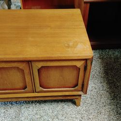 Vintage Broyhill Premier End Table