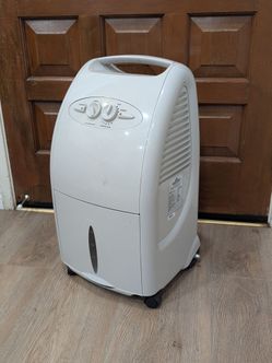 Hydrofarm Active Air model ACDH20A Portable Dehumidifier 20L for 24hr