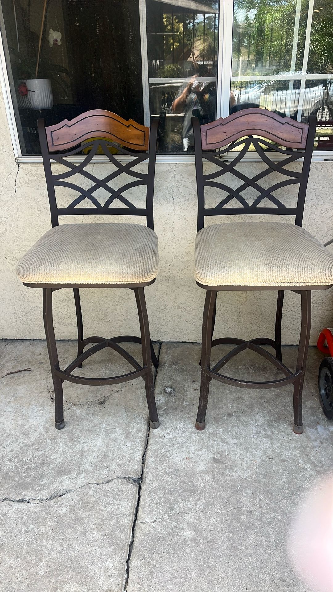 Classy Comfortable Stool