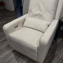 Nursery/Power Recliner