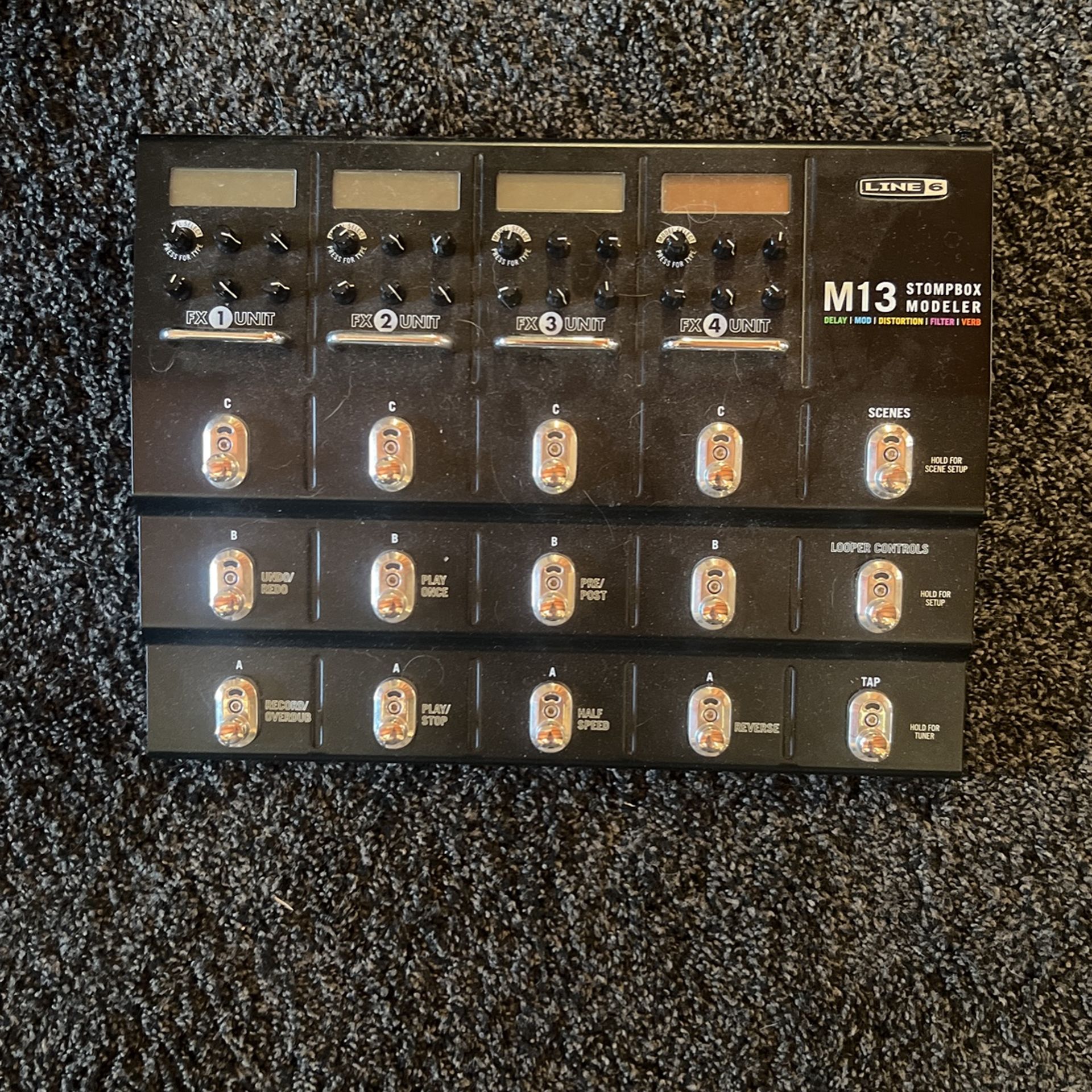 Line 6M 13 StompBox Modeler With Looper guitar effect processor