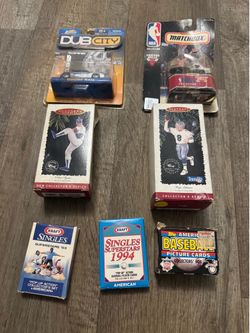 Miscellaneous collectibles sports