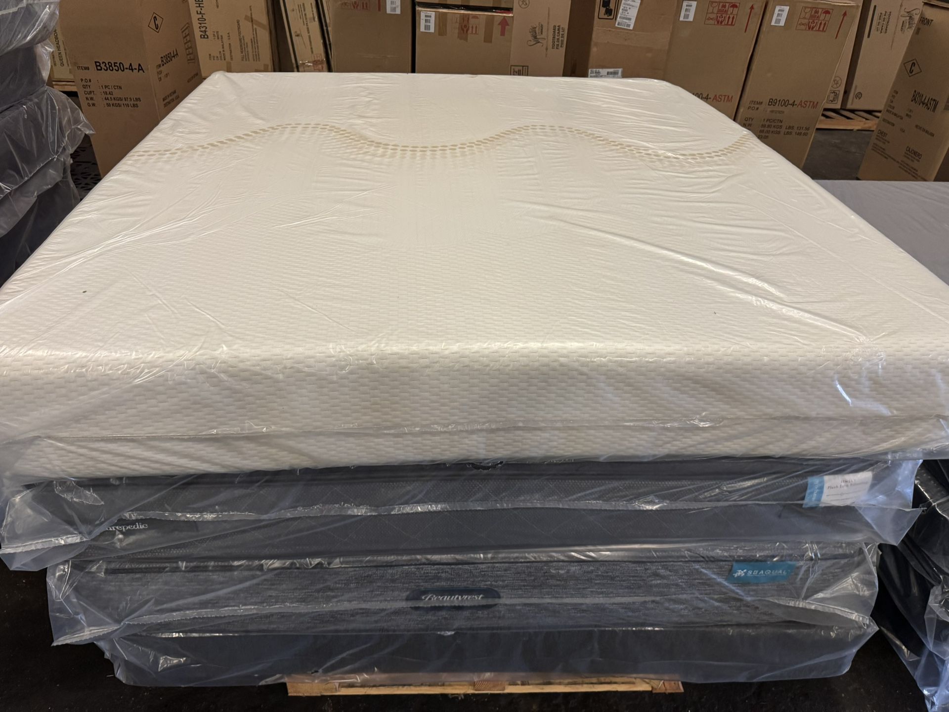 King Size Mattress. 🚚WE DELIVER🚚