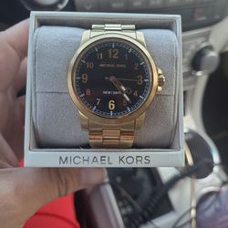 MICHAEL KORS Gold Watch 