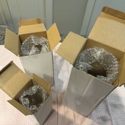 3‑Piece Acrylic Cylinder Vase Set – Brand New