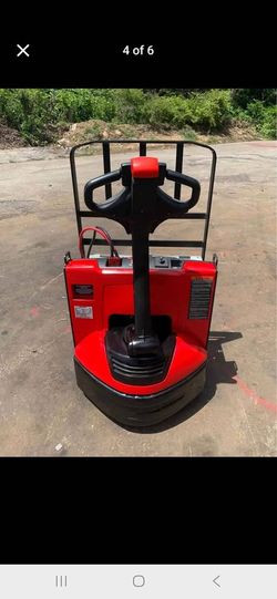 #2022 Raymond Electric Pallet Jack Truck – Model 8210