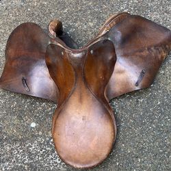Vintage Crosby English Small Saddle