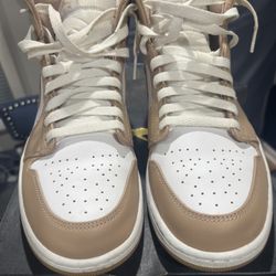 Men’s Jordan 1 Mid Size 10.5