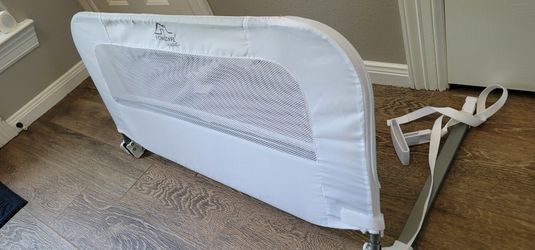 Single Fold Safety Bedrail (Summer Infant Brand)