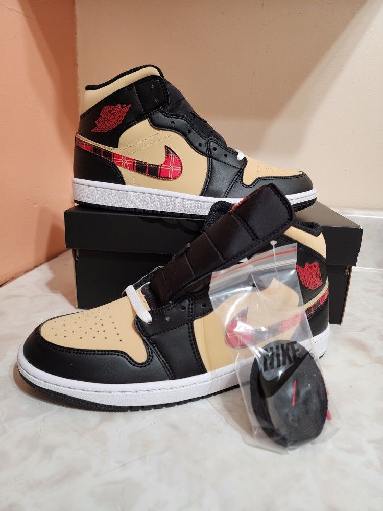 Air Jordan 1 Mid Utility Fleece for Sale in San Diego, CA - OfferUp