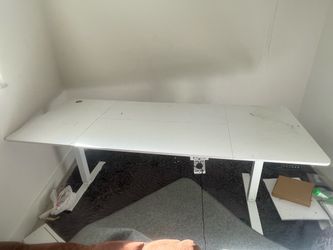 Gaming table
