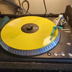 2 numark tt500 turntables direct drive quartz lock 