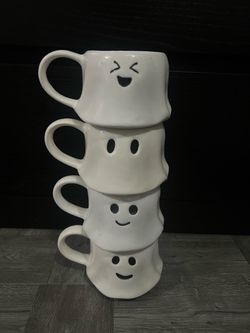 Set of 4 Stackable Smiley Face Ceramic Mugs