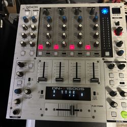 Selling my DENON -X 1500S ASKING $450  Fully Functional One Knob missing 