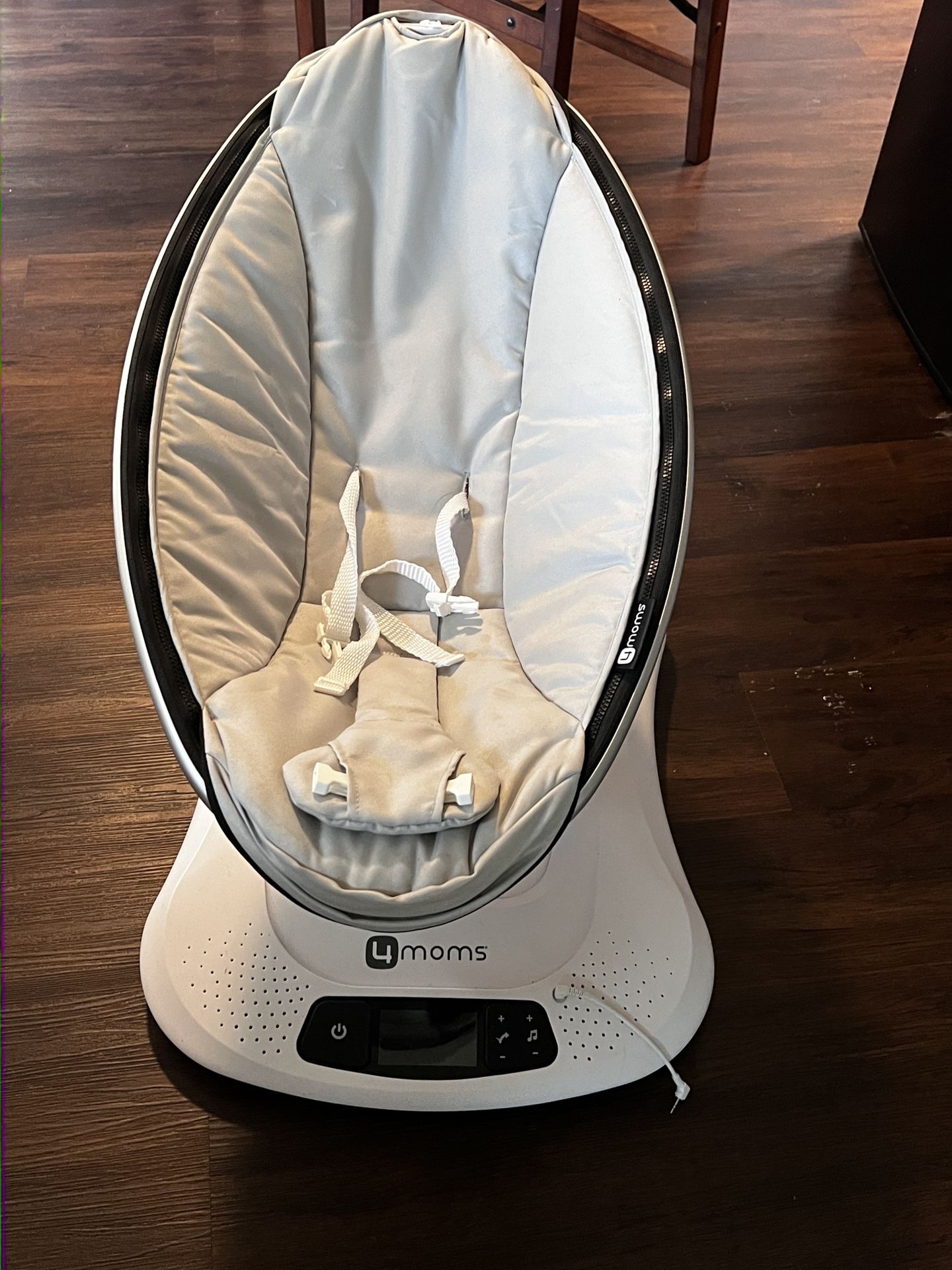 Mamaroo Multimotion Baby Swing