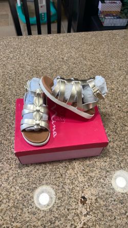 Sandals size 8T