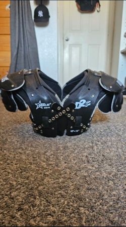 Douglas Shoulder Pads (Football)