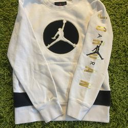 Boys Medium Air Jordan Sweatshirt 