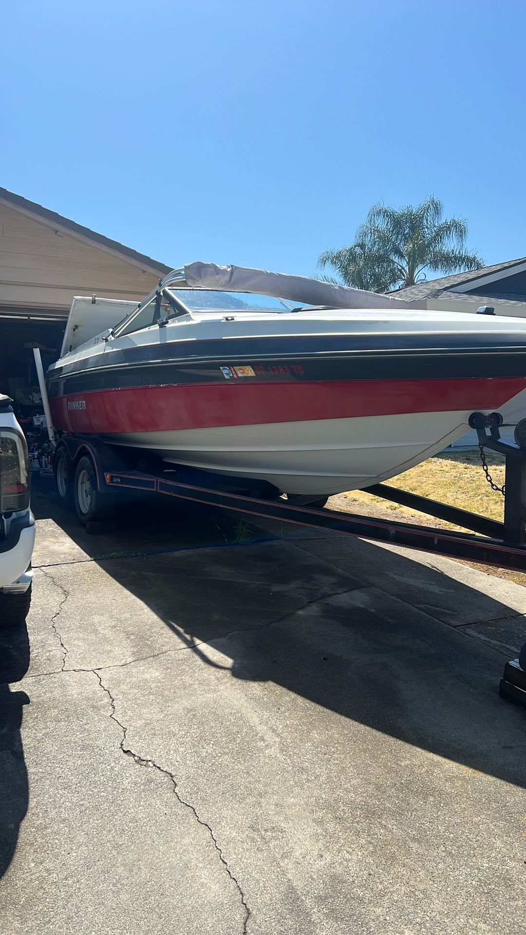 RINKER BOUT 