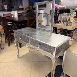 Brand new high quality vanity table with mirror or can be used for entrance table