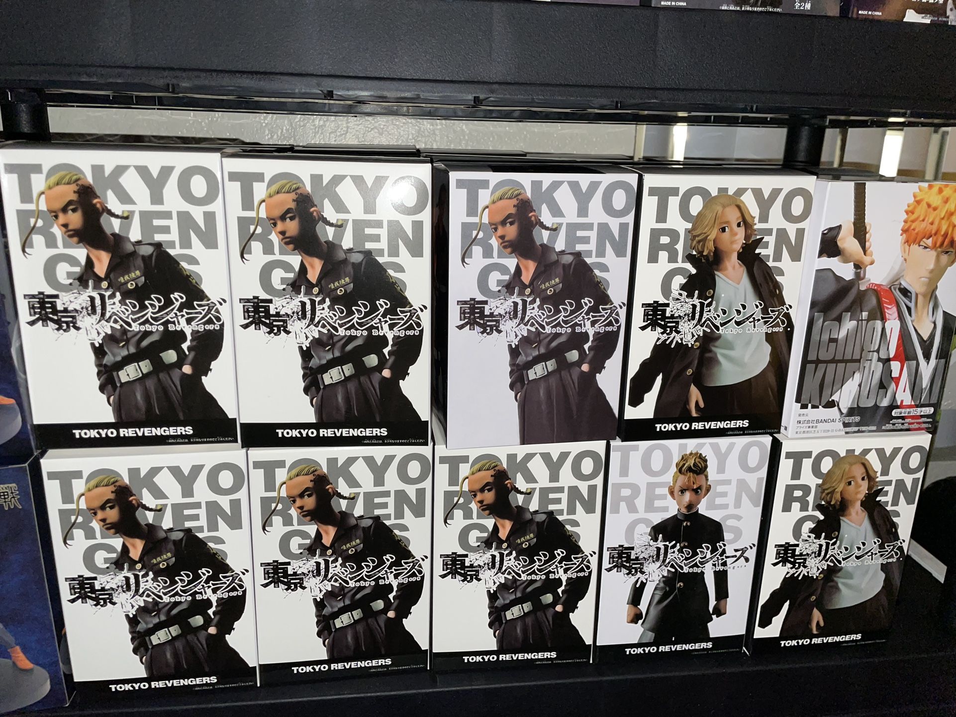 Tokyo Revenger Figures