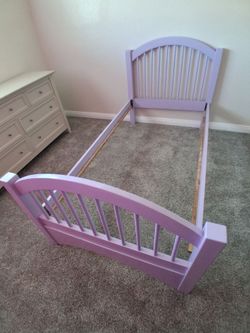 Twin bed headboard, footboard