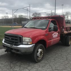 2002 Ford F-550