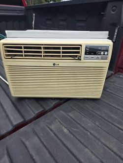 LG WINDOW AC 10K BTU