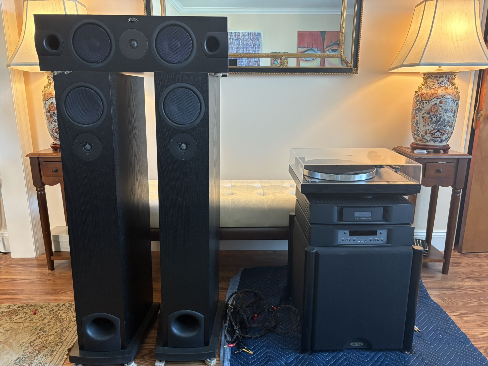 LINN HIGH END EQUIPMENT, Turntable Axis ,Floor Standing Speakers , EKWAL center Speaker, RuArk subwoofer, Power Amp AV5125, System Controller AV 5103