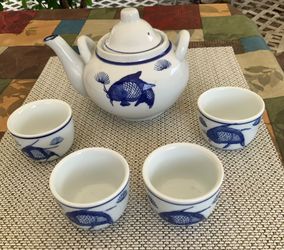 6 Pc Blue And White Koi Design Porcelain Bulb Teapot Set