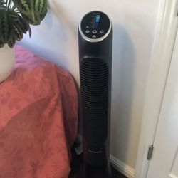 Honeywell Floor Fan