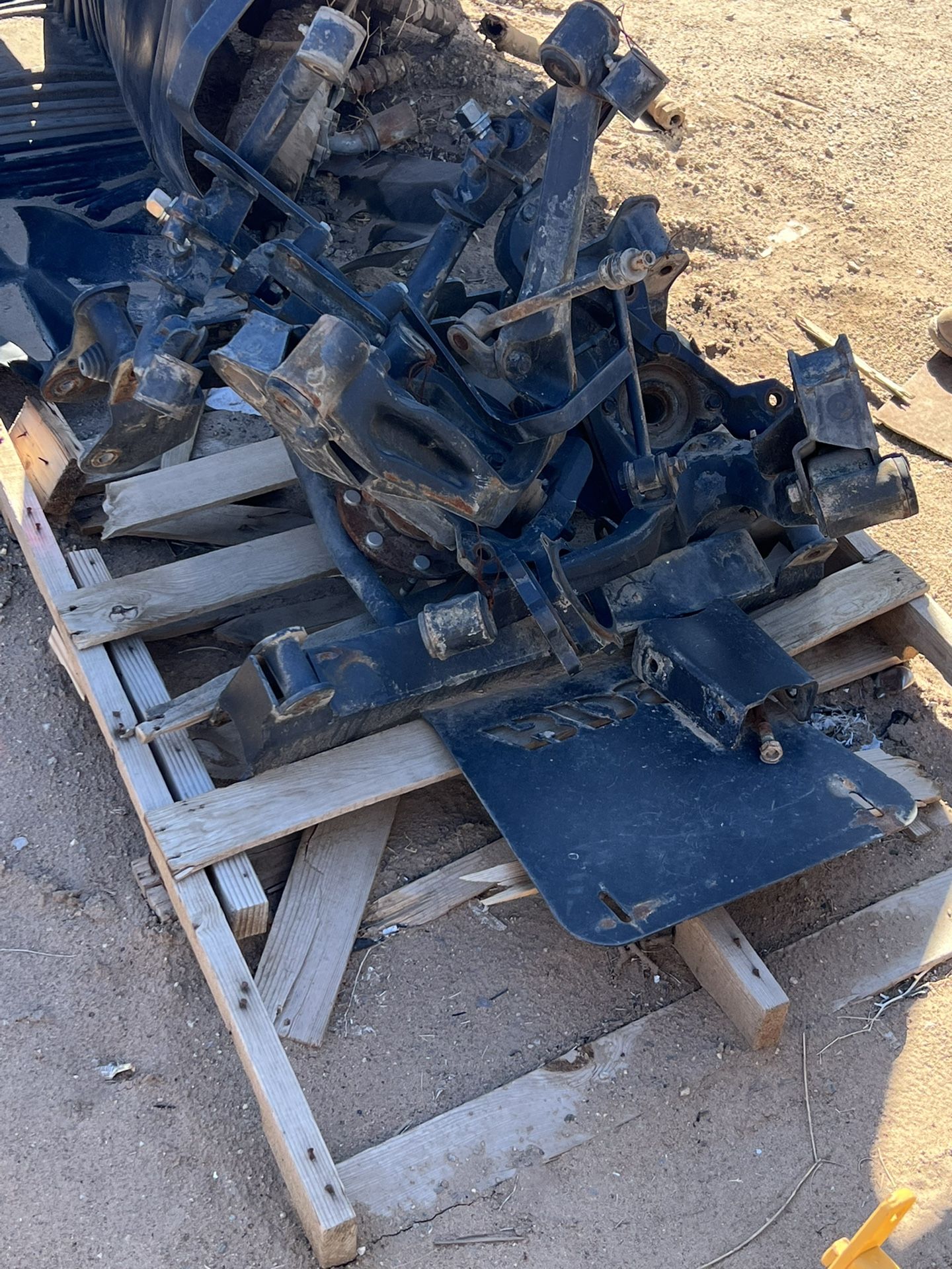 Lift Kit Chevy/Gmc 2(contact info removed)2010 for Sale in Yuma, AZ