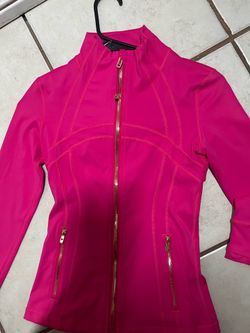 Pink gold zip lulu