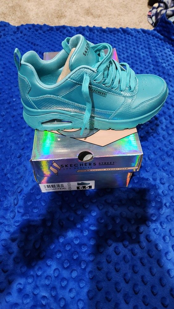Skechers UNO Womens Teal Size 6.5