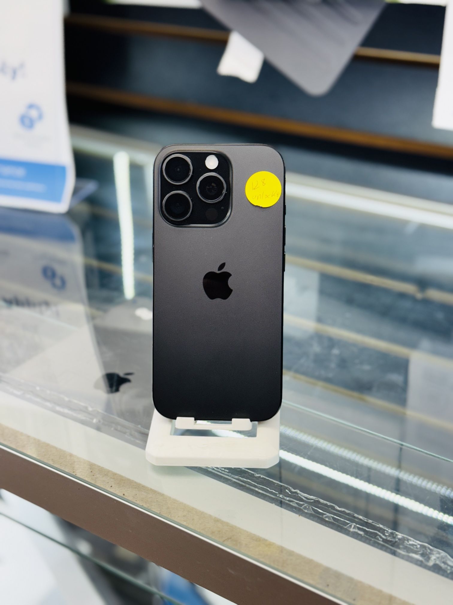 iPhone 16 Pro (Factory Unlocked) 