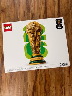 LEGO Editions FIFA World Cup Official Trophy Building Set 43020