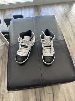 Jordan 11 2.5y