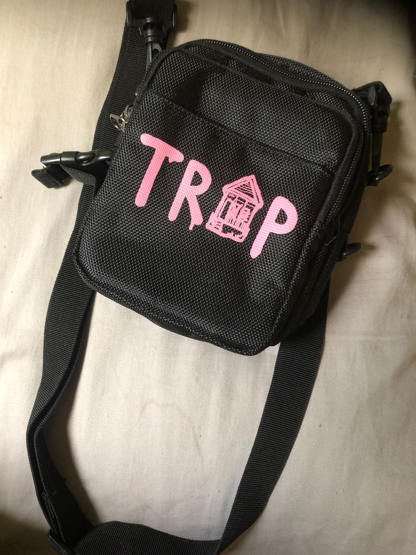 Men’s TRAP HOUSE messenger bag/ cross body bag Fashion Nova