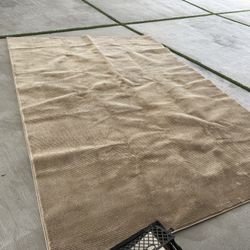 New In-Box Revival Rug 6’7” X 9” 