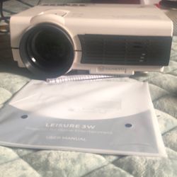 Projector 📽️ Need Gone Asap 