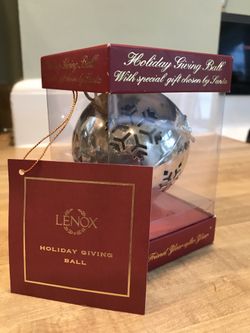 New Lenox Holiday Giving Ball Ornament