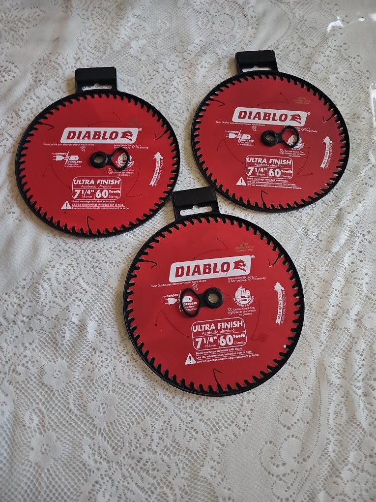 DIABLO
7-1/4in. x 60-Tooth Ultra Finish Circular Saw Blade for Wood